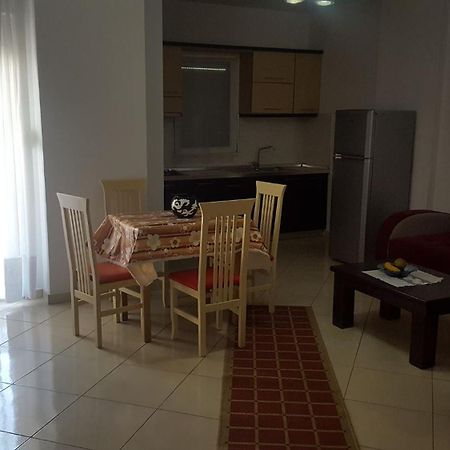 דורס Faik Shehu Apartments מראה חיצוני תמונה