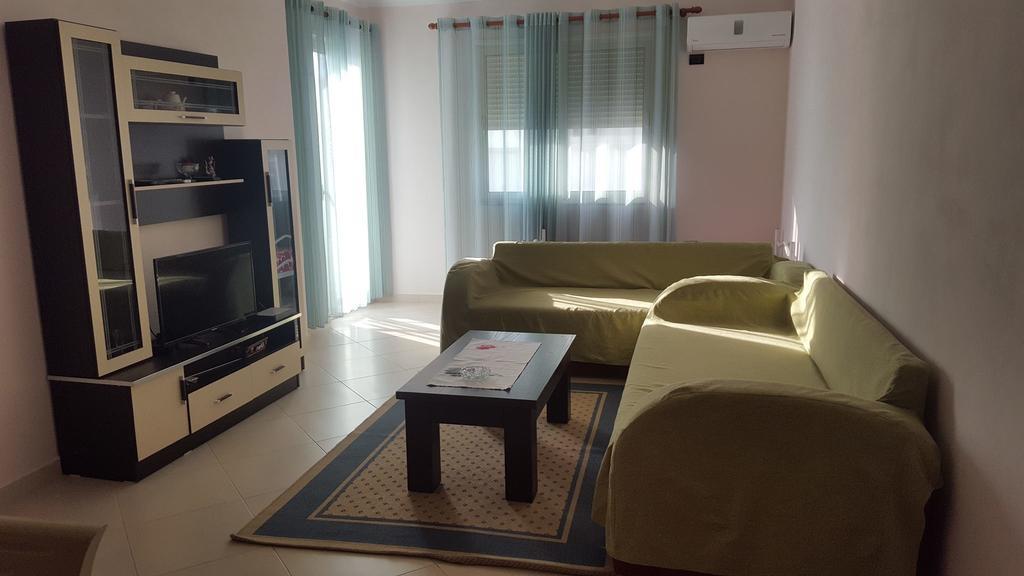 דורס Faik Shehu Apartments מראה חיצוני תמונה