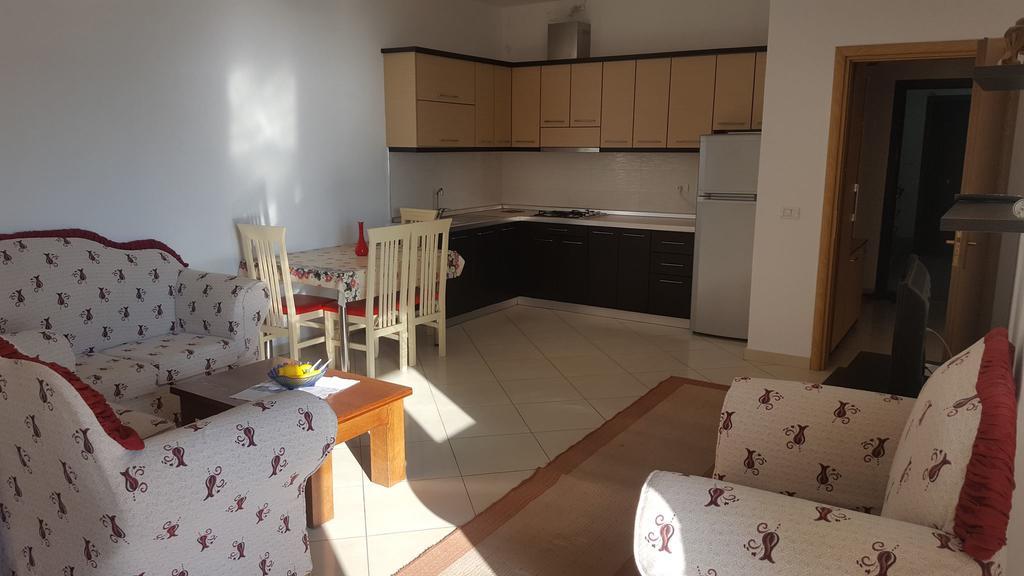 דורס Faik Shehu Apartments מראה חיצוני תמונה