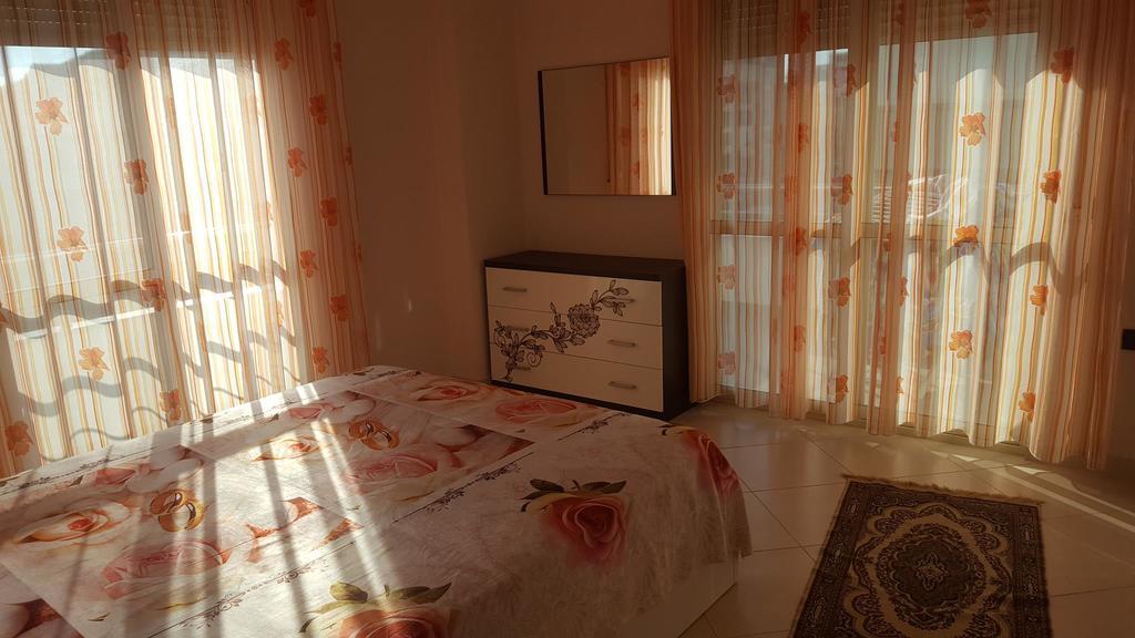 דורס Faik Shehu Apartments מראה חיצוני תמונה