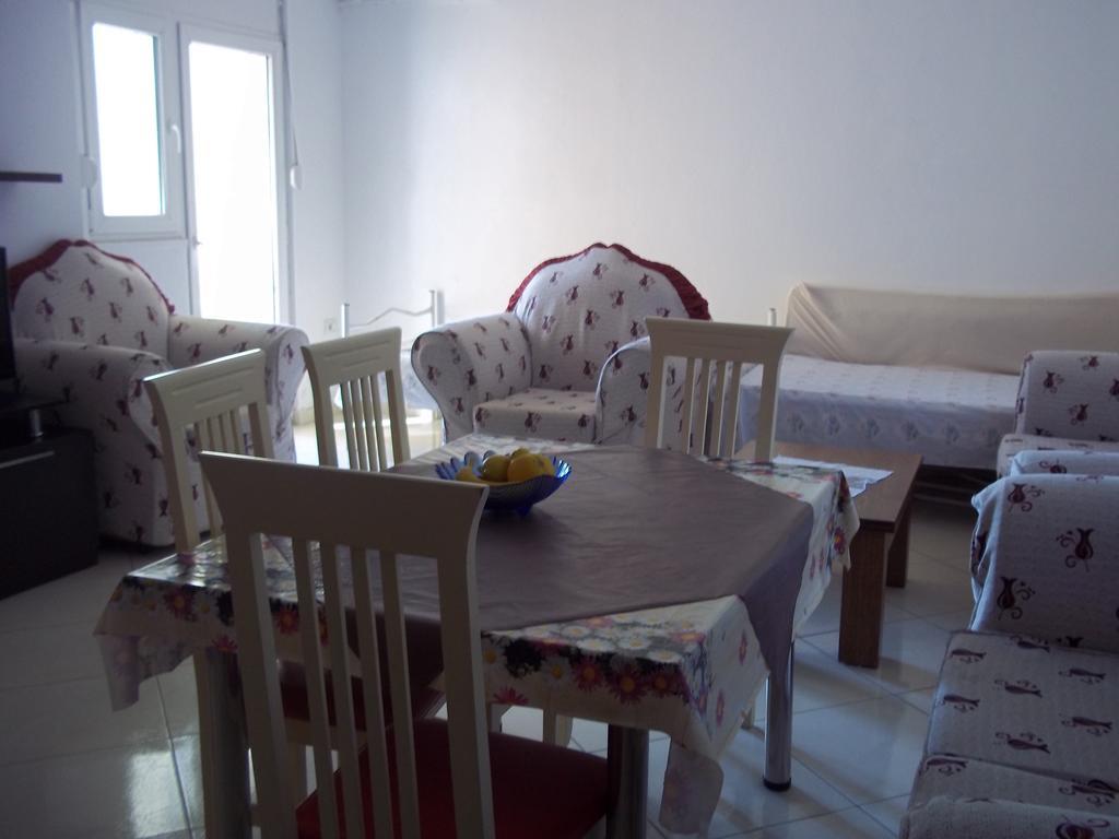 דורס Faik Shehu Apartments מראה חיצוני תמונה